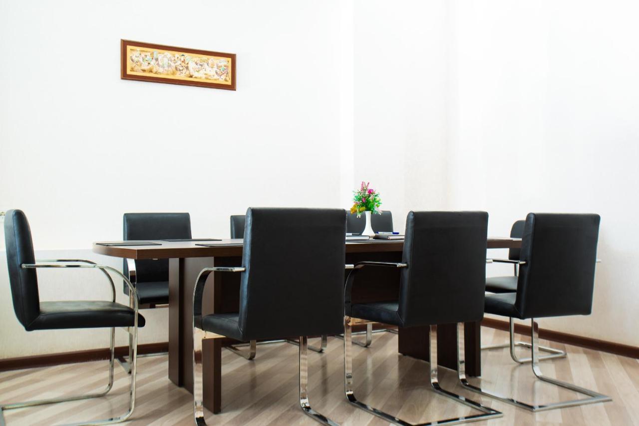Manifa Hotel Tashkent Ngoại thất bức ảnh